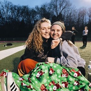 Meet your Posher, Zoe